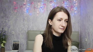 Amateur babe rubs boob on webcam solo show