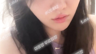 2717 KBJ 로즈 러블리몬스터 팬방 꼭지노출 2718 02년생 신입여캠 인스타라이브 방송중에 노브라 자위 풀버전은 텔레그램 UB892 Korea 한국 최신 국산 성인방 야동방 빨간방 온리팬스 트위터