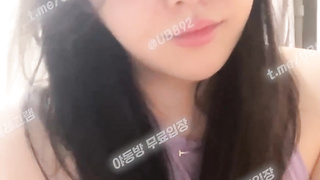 2717 KBJ 로즈 러블리몬스터 팬방 꼭지노출 2718 02년생 신입여캠 인스타라이브 방송중에 노브라 자위 풀버전은 텔레그램 UB892 Korea 한국 최신 국산 성인방 야동방 빨간방 온리팬스 트위터