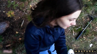 Risky Outdoor Blowjob we were Walking in