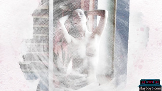 Perfect Ukrainian MILF babe exposes body