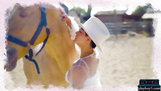 Curvy latina Mia Valentine likes to ride