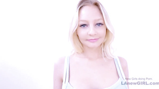 Babe gets fucked has orgasm whilst dirty talk