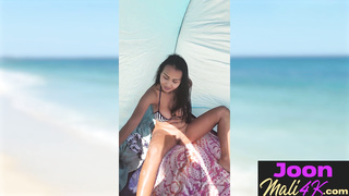 Hot day and solo action with sexy Asian