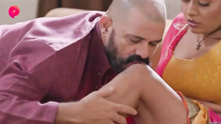 Tharki Bhudha Ne Big Boobs Bhabhi Ko Pel diya