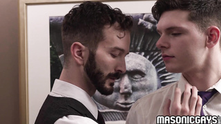 DILF Tucker Barrett slurps Ethan Tate warm semen