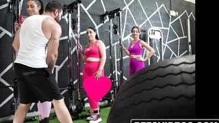 GI's big meat pounds Bff Brookie, Serena and Ariana