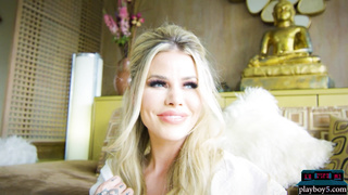 Perfect ass MILF pornstar Jessa Rhodes