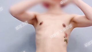 3015 온팬 김웅냐 정신나간 야노녀 스튜디오에서 나체로 촬영