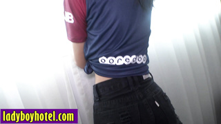 Tranny in jersey sucking big hard cock