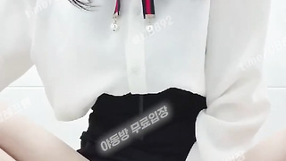 3174 유튜버 구루미 욕조에서 볼개그 물고 자위 텔레 UB892