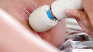 Teen lesbos help gf with sensitive clit