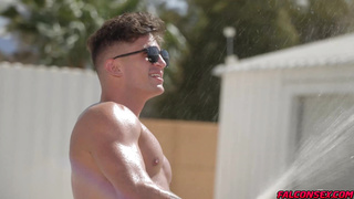 Oliver Marks busts all the load of cum to Trevor Brooks