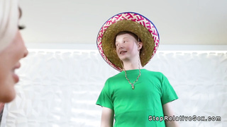 Gringo stepsosn POV fucks curvy MILF stepmom