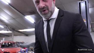 Czech blonde slut Greta Foss squirting