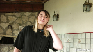 Davina future accountant but also porn actress