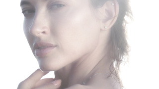 Skinny Russian Taya Vais strips naked