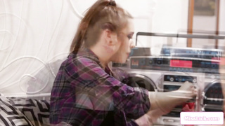 Asian lesbian fingering teen for squirt