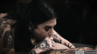 Guy anal fucks tattooed milf classmate