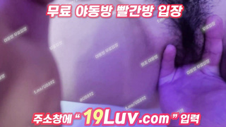 3351 단발 슬랜더 아는 동생 꼬셔서 섹스 질싸도 함 텔레 UB892