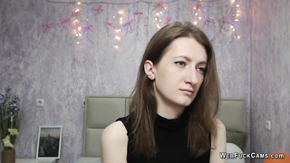 Amateur solo babe show bra on webcam