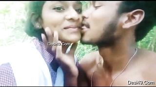 Cute Paki Girl for more video join our telegram channel @desi41