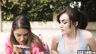 Popular teen fucked her sexy friend