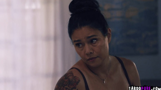 Stepmom getting aroused fomr seeing her stepson