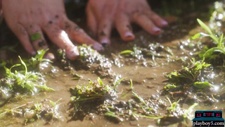 Swiss BBW MILF shows her flexibility