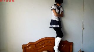 2 Hostess Stomped Victim Trunk