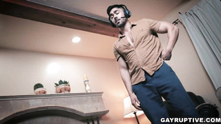 Gaming buddies meet and fuck in real life