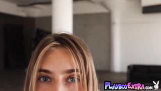 Confident blondie reveals her sexy tits