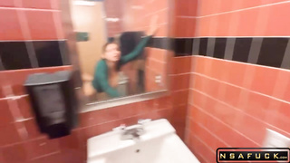 Hailey Rose Gets Creampie in whole Foods