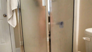 Hot Babe dildoing her toy in the shower