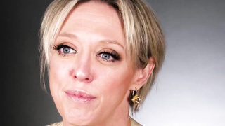 Hot Dee Williams playing with herself