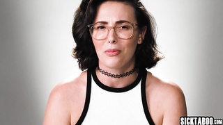 Horny MILF Casey Calvert masturbate