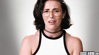 Horny MILF Casey Calvert masturbate