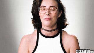 Horny MILF Casey Calvert masturbate