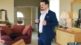 Wife double penetrated by hubby and BF