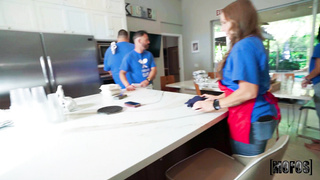 Sneaking sex during thanksgiving