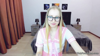 Tiny tits Euro amateur blonde fingers