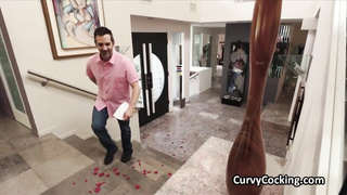 Wet sloppy blowjob and hard fuck of curvy Latina