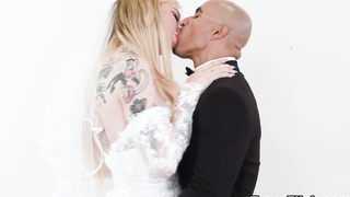 Gracie Jane loves King Noires big hard cock