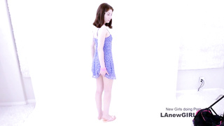 Super hot young Girls have a lot of fun in studio