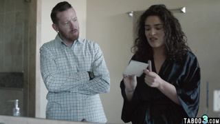 Hot homeless thot has to fuck a big dick