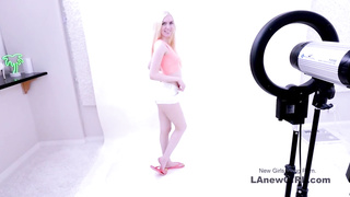 Girl shows skill with hard cock in her face