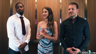 Latina threesome fucked in the elevator