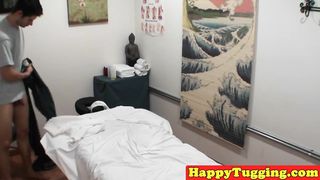 Japanese massagist cockriding and tugging