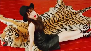 CFNM PMV - up & down - Exid