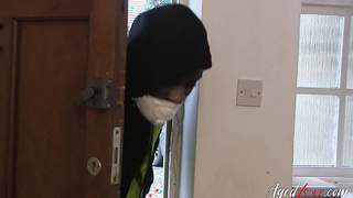 Lacey Starr is surprised by a teen black worker